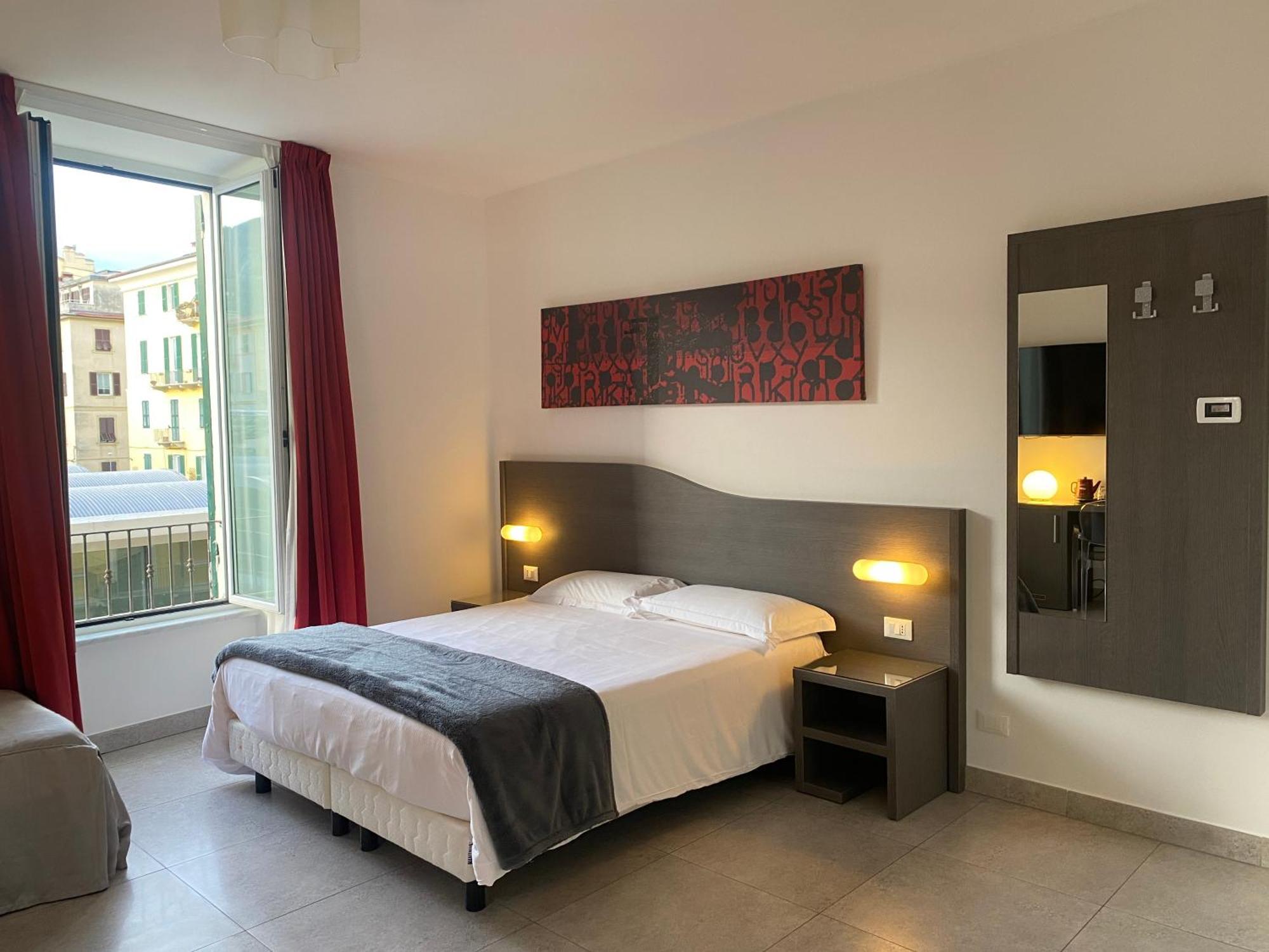 54 Rosselli Rooms Специя Экстерьер фото