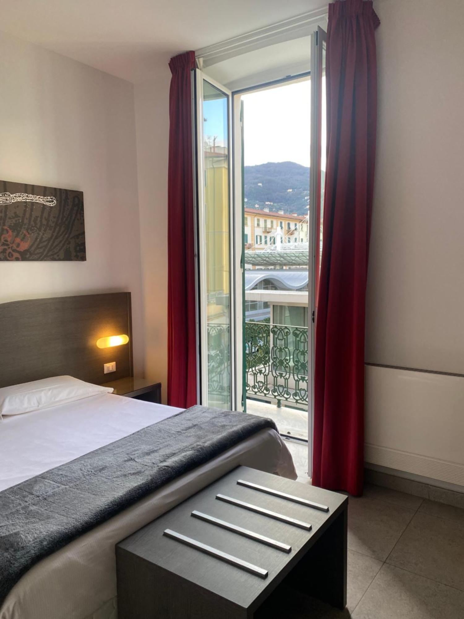54 Rosselli Rooms Специя Экстерьер фото