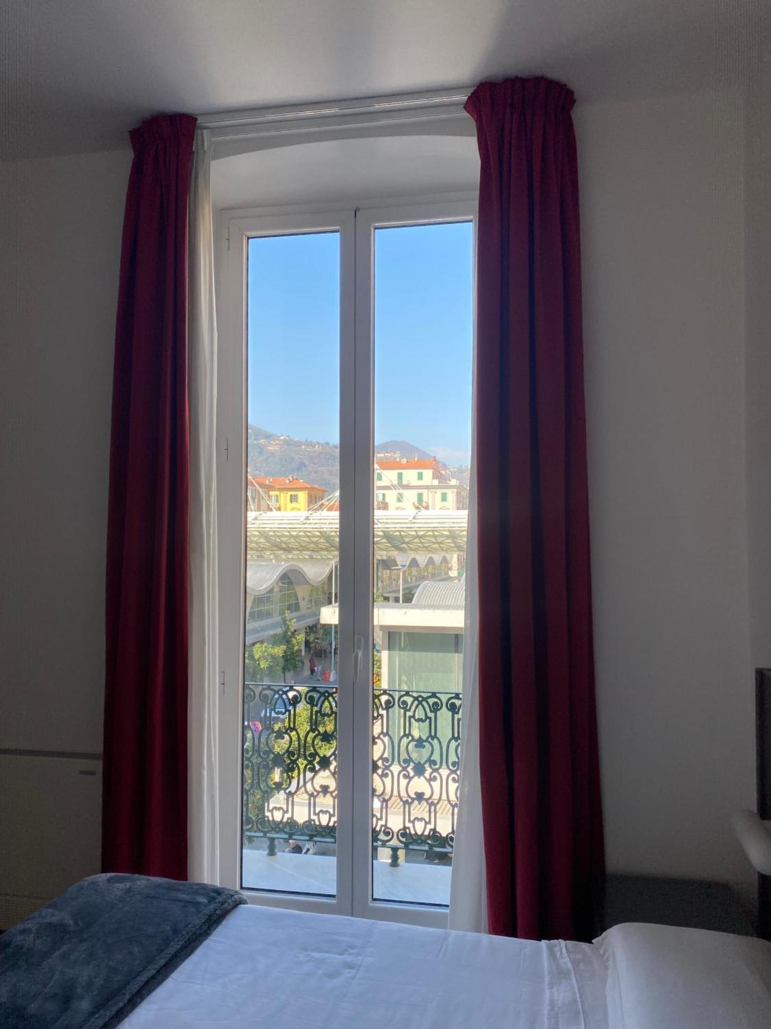 54 Rosselli Rooms Специя Экстерьер фото